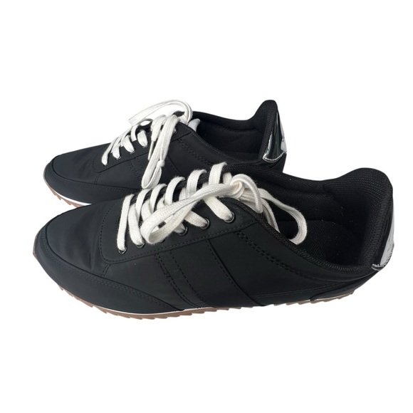 J.Crew Lightweight Women’s Sneakers Size 9 - Picture 2 of 9